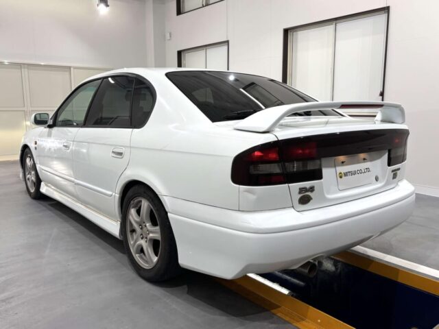 For sale 12/2000 Subaru Legacy B4 BE5-076109 #Japanese #subaru #legacy #usa #uk