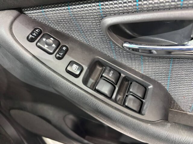 For sale 12/2000 Subaru Legacy B4 BE5-076109 #Japanese #subaru #legacy #usa #uk