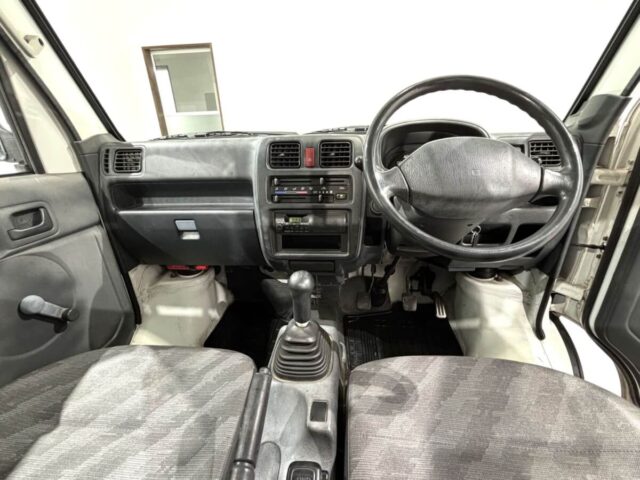 For sale 2005 Suzuki carry truck DA63T-311673 #Japanese #keitruck #minitruck #suzuki #carry #usa #uk