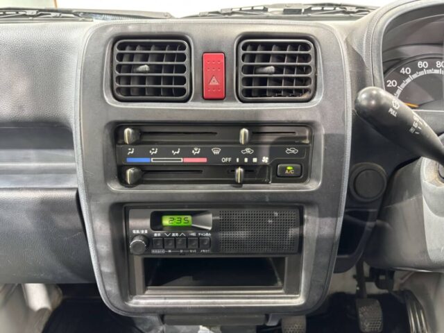 For sale 2005 Suzuki carry truck DA63T-311673 #Japanese #keitruck #minitruck #suzuki #carry #usa #uk