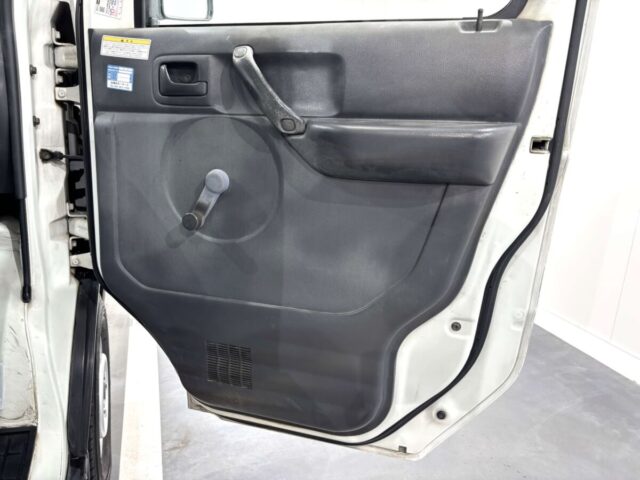 For sale 2005 Suzuki carry truck DA63T-311673 #Japanese #keitruck #minitruck #suzuki #carry #usa #uk