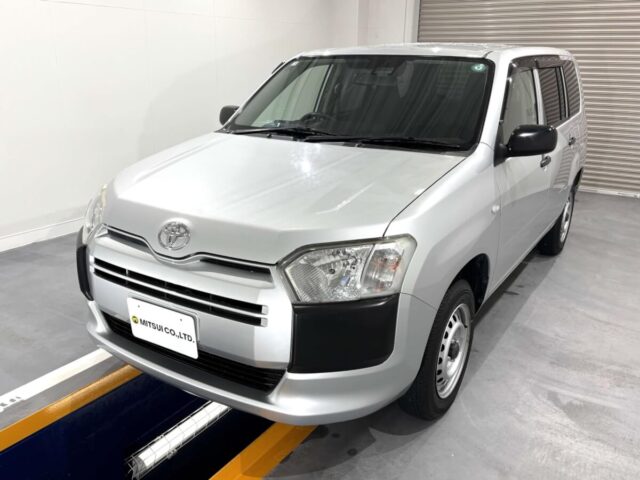 For sale 2018 Toyota succeed van NCP165-0052050 #Japanese #toyota #succeed #van