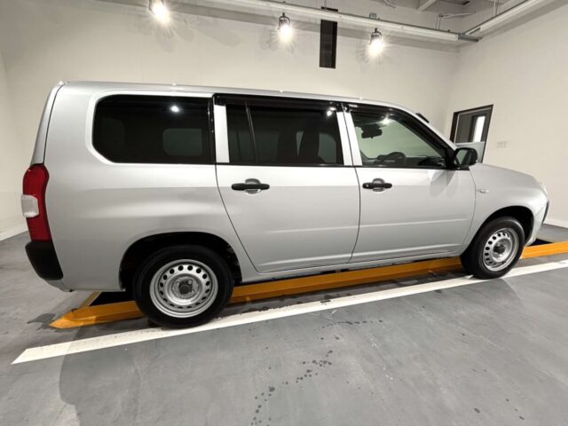 For sale 2018 Toyota succeed van NCP165-0052050 #Japanese #toyota #succeed #van
