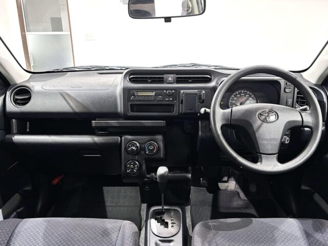 For sale 2018 Toyota succeed van NCP165-0052050 #Japanese #toyota #succeed #van