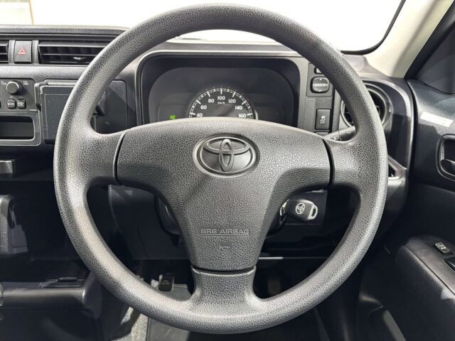 For sale 2018 Toyota succeed van NCP165-0052050 #Japanese #toyota #succeed #van