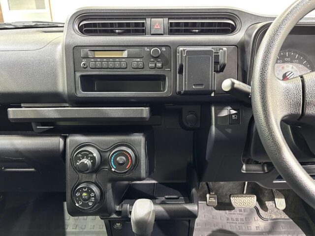 For sale 2018 Toyota succeed van NCP165-0052050 #Japanese #toyota #succeed #van