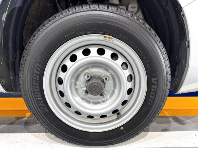 For sale 2018 Toyota succeed van NCP165-0052050 #Japanese #toyota #succeed #van