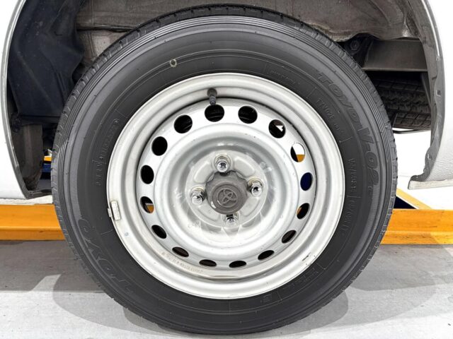 For sale 2018 Toyota succeed van NCP165-0052050 #Japanese #toyota #succeed #van