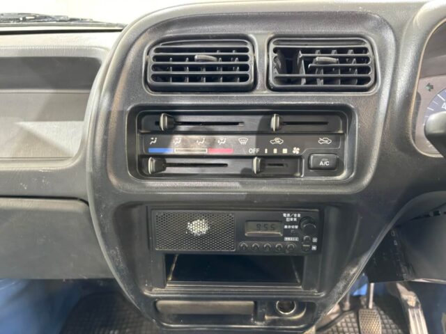 For sale 1999 Suzuki carry truck DA52T-180505 #Japanese #keitruck #minitruck #suzuki #carry #usa #uk