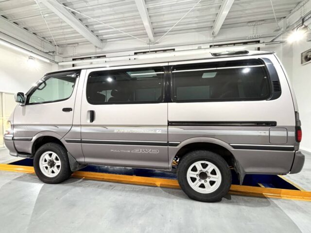 For sale 1996 Toyota hiace wagon KZH106-0026132 #Japanese #van #wagon #toyota #hiace