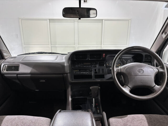 For sale 1996 Toyota hiace wagon KZH106-0026132 #Japanese #van #wagon #toyota #hiace