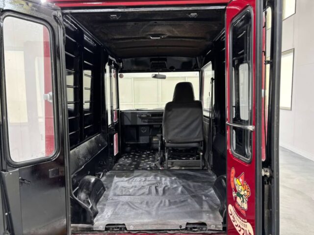 For sale 1990 Daihatsu mira walkthrough van L200V-022431 #Japanese #kei #daihatsu #mirawalkthrough #minivan #usa #uk