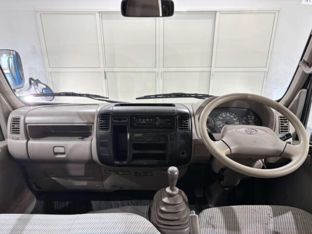For sale 8/2001 Toyota Dyna RZY230-0001204 #Japanese #truck #toyota #dyna #usa #uk