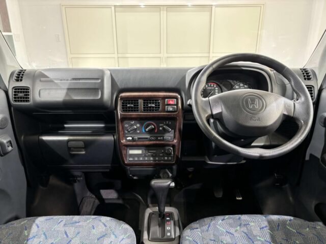 For sale 2000 Honda vamos HM1-1106114 #Japanese #keivan #minivan #honda #vamos #usa #uk