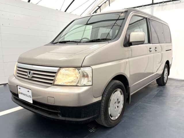 For sale 2001 Honda step wagon RF3-1042722 #Japanese #honda #minivan #stationwagon #usa #uk