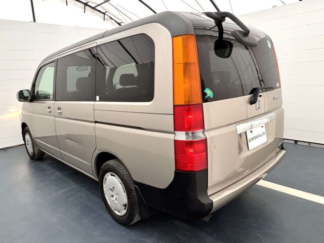For sale 2001 Honda step wagon RF3-1042722 #Japanese #honda #minivan #stationwagon #usa #uk