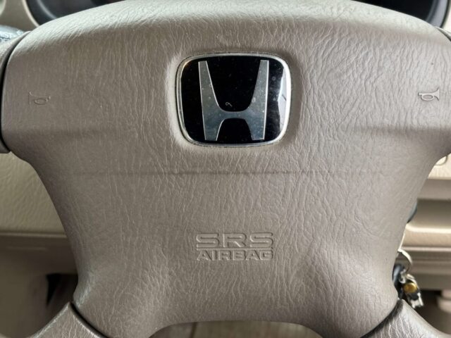 For sale 2001 Honda step wagon RF3-1042722 #Japanese #honda #minivan #stationwagon #usa #uk