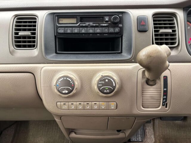 For sale 2001 Honda step wagon RF3-1042722 #Japanese #honda #minivan #stationwagon #usa #uk