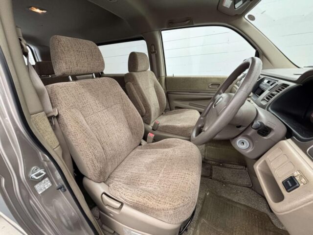 For sale 2001 Honda step wagon RF3-1042722 #Japanese #honda #minivan #stationwagon #usa #uk