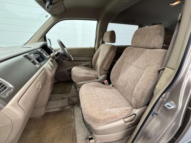 For sale 2001 Honda step wagon RF3-1042722 #Japanese #honda #minivan #stationwagon #usa #uk