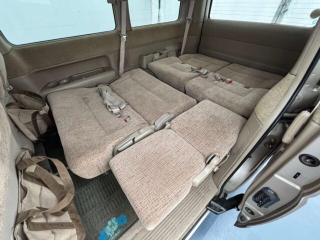 For sale 2001 Honda step wagon RF3-1042722 #Japanese #honda #minivan #stationwagon #usa #uk