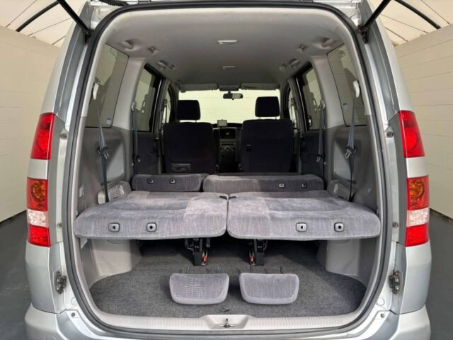 For sale 12/2001 Toyota NOAH AZR60-0014780 #Japanese #minivan #stationwagon #toyota #estima #usa #uk