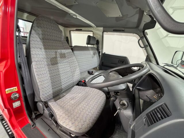 For sale 1999 Toyota Dyna YY131-0005065 #Japanese #truck #toyota #dyna #usa #uk