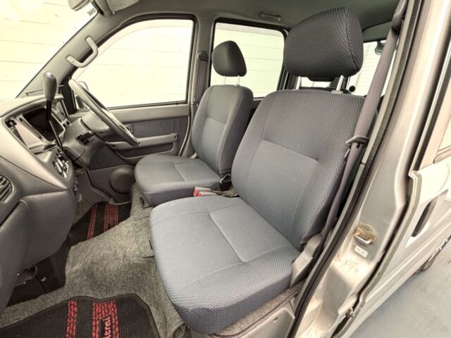 For sale 4/2001 Daihatsu atrai wagon S220G-0042706 #Japanese #keivan #minivan #daihatsu #atrai #usa #uk