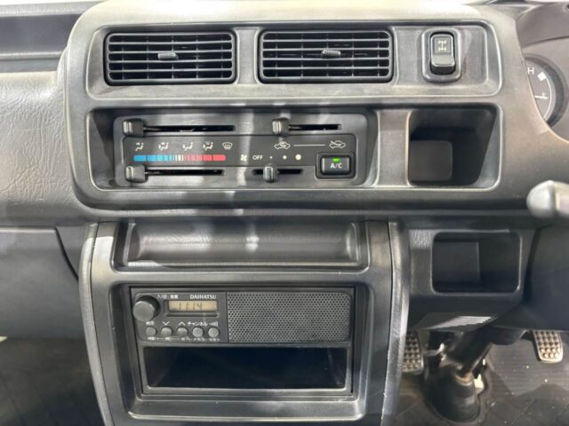 For sale 2000 Daihatsu hijet truck S210P-0052699 #Japanese #keitruck #minitruck #daihatsu #hijet #usa #uk