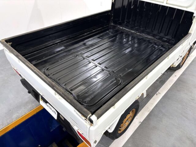For sale 2000 Subaru sambar truck TT2-058249 #Japanese #keitruck #minitruck #subaru #sambar #usa #uk