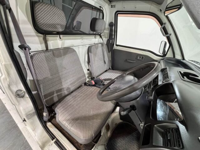 For sale 2000 Daihatsu hijet truck S210P-0057656 #Japanese #keitruck #minitruck #daihatsu #hijet #usa #uk