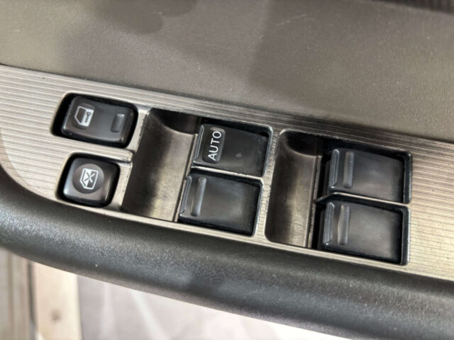For sale 2006 Nissan X-trail NT30-202683 #Japanese #nissan #x-trail #suv #usa #uk