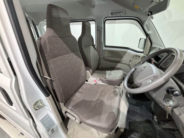 For sale 2017 Nissan NV100 clipper van DR17V-150396 #Japanese #tkeivan #nissan #nv100 #clipper #usa #uk