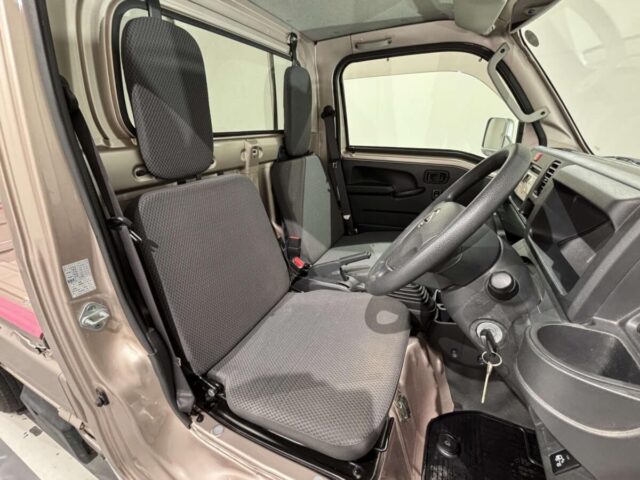 For sale 2015 Daihatsu hijet truck S510P-0064004 #Japanese #keitruck #minitruck #daihatsu #hijget #usa #uk