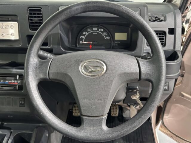 For sale 2015 Daihatsu hijet truck S510P-0064004 #Japanese #keitruck #minitruck #daihatsu #hijget #usa #uk
