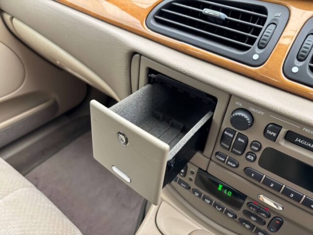 For sale 4/2001 Jaguar s-type SAJ-KC02LX1FM06598 #Japanese #jaguar #s-type #sedan #usa #uk
