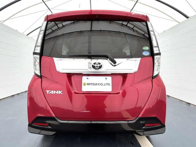 For sale 2017 Toyota tank M900A-0053884 #Japanese #hatchback #toyota #tank #usa #uk