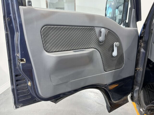 For sale 1999 Subaru sambar van KV4-073530 #Japanese #keivan #minivan #subaru #sambar #usa #uk