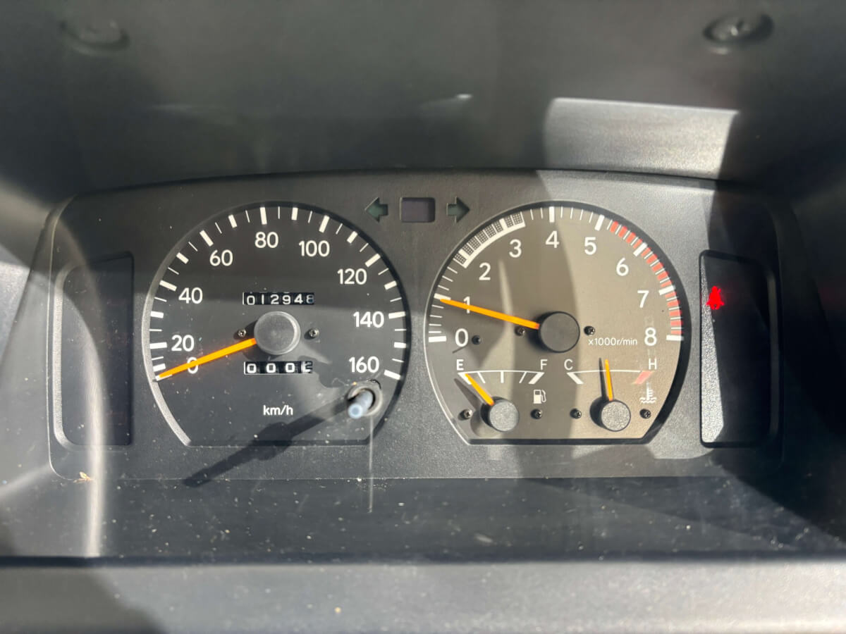 1995 Toyota HiAce JDM car for sale — photo 9 of 25