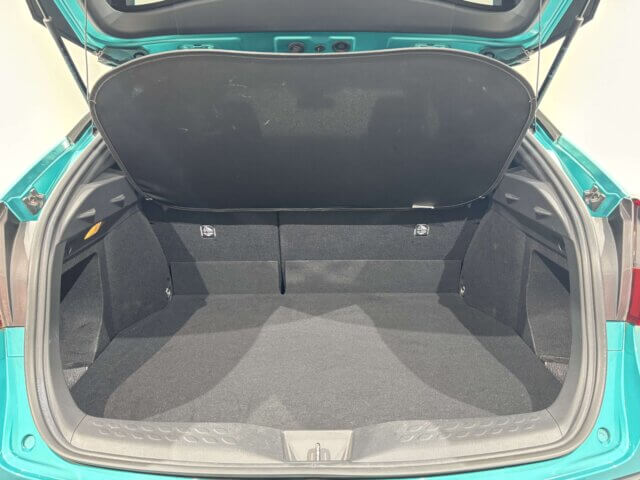 For sale 2019 Toyota c-hr NGX50-2035923 #Japanese #suv #toyota #c-hr #usa #uk