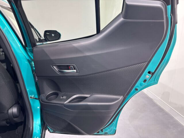 For sale 2019 Toyota c-hr NGX50-2035923 #Japanese #suv #toyota #c-hr #usa #uk