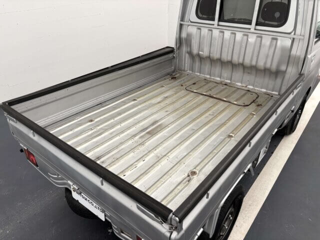For sale 2001 Daihatsu hijet truck S200P-0067697 #Japanese #keitruck #minitruck #daihatsu #hijet #usa #uk