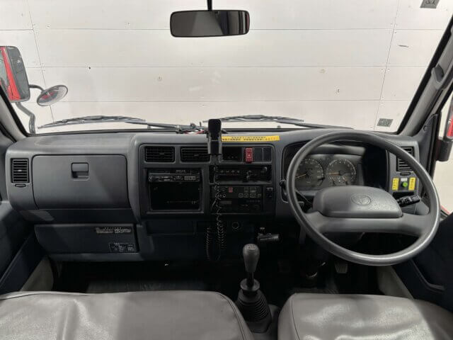 For sale 1999 Toyota Dyna YY131-0004832 #Japanese #truck #toyota #dyna #usa #uk