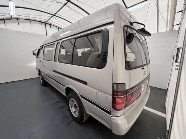 For sale 2001 Toyota hiace wagon KZH120-2004038 #Japanese #van #wagon #toyota #hiace