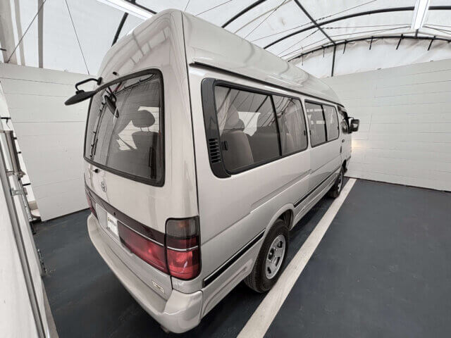For sale 2001 Toyota hiace wagon KZH120-2004038 #Japanese #van #wagon #toyota #hiace