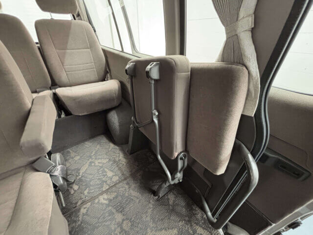 For sale 2001 Toyota hiace wagon KZH120-2004038 #Japanese #van #wagon #toyota #hiace