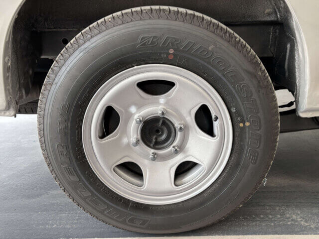 For sale 2001 Toyota hiace wagon KZH120-2004038 #Japanese #van #wagon #toyota #hiace