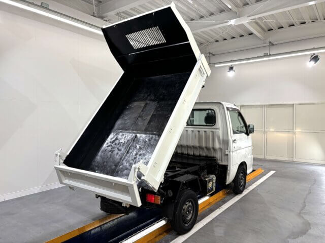 For sale 2001 Daihatsu hijet dump S200P-0067086 #Japanese #keitruck #dump #minitruck #daihatsu #hijet #usa #uk