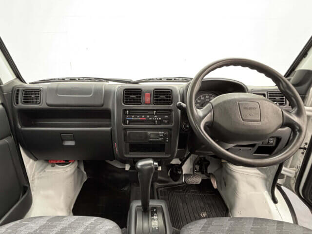 For sale 2013 Suzuki carry truck DA63T-832842 #Japanese #keitruck #minitruck #suzuki #carry #usa #uk
