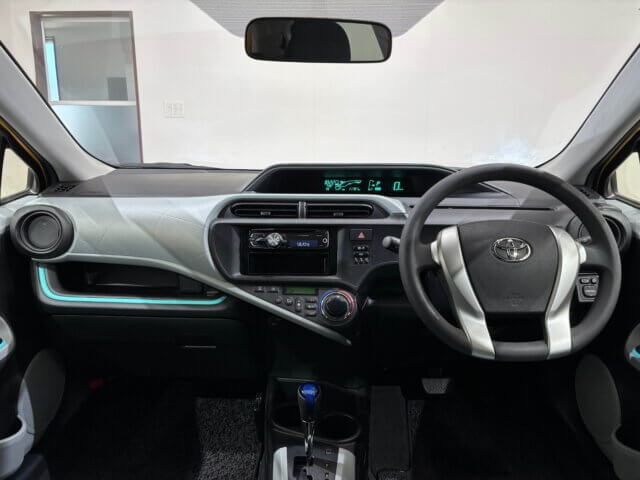 For sale 2012 Toyota aqua NHP10-2096701 #Japanese #hatchback #toyota #aqua #usa #uk